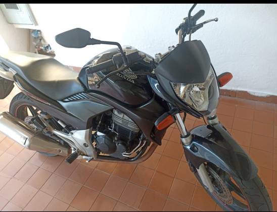 HONDA CB 300R 
